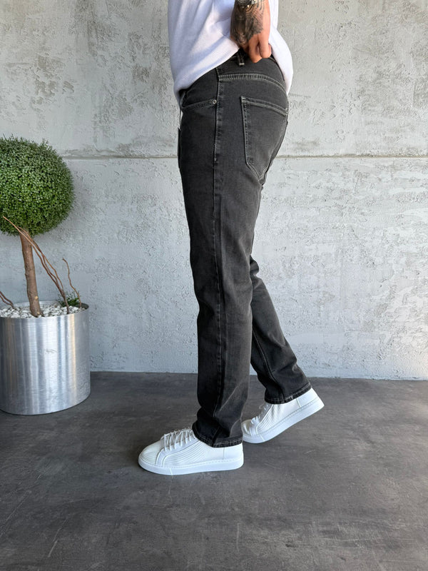 Beyaz Dikişli Likralı Füme Regular Fit Jean