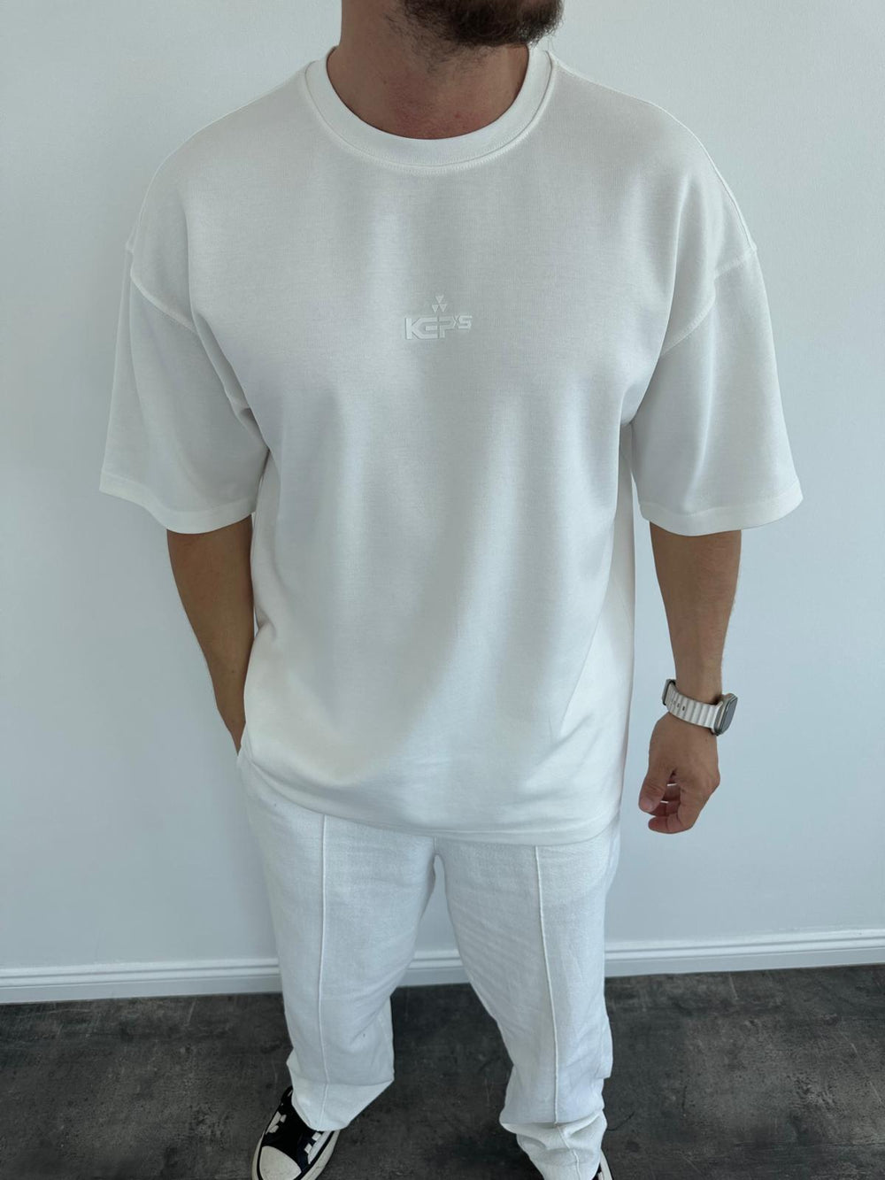Beyaz Doubleface Kabartma Baskılı T-Shirt