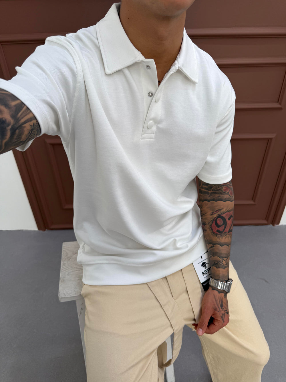 Beyaz Düğme Detaylı Polo Yaka T-Shirt