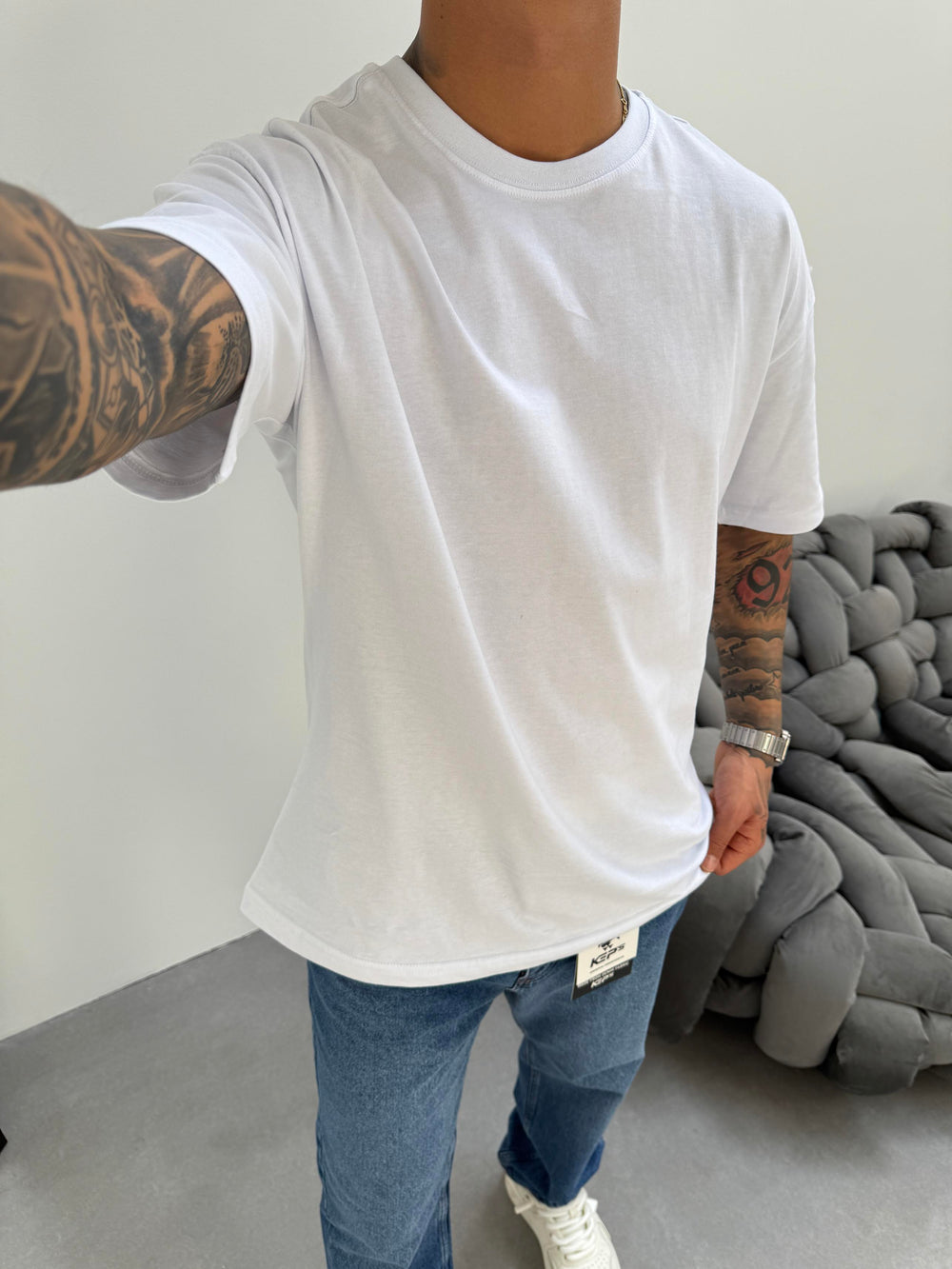 Beyaz Fırçalı Kumaş Oversize T-Shirt