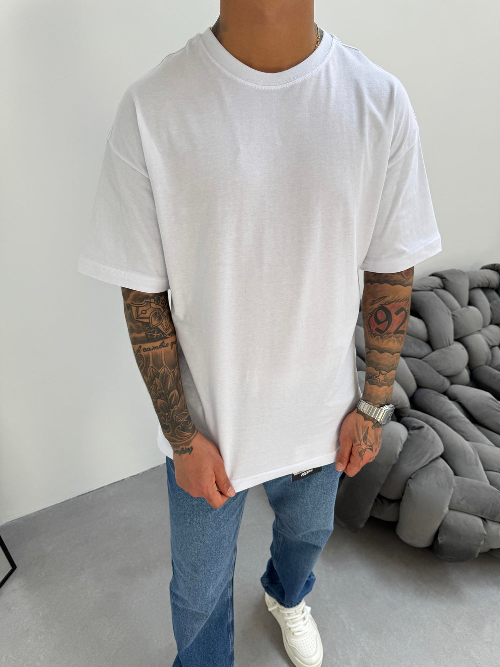 Beyaz Fırçalı Kumaş Oversize T-Shirt