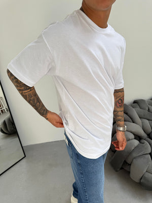 Beyaz Fırçalı Kumaş Oversize T-Shirt