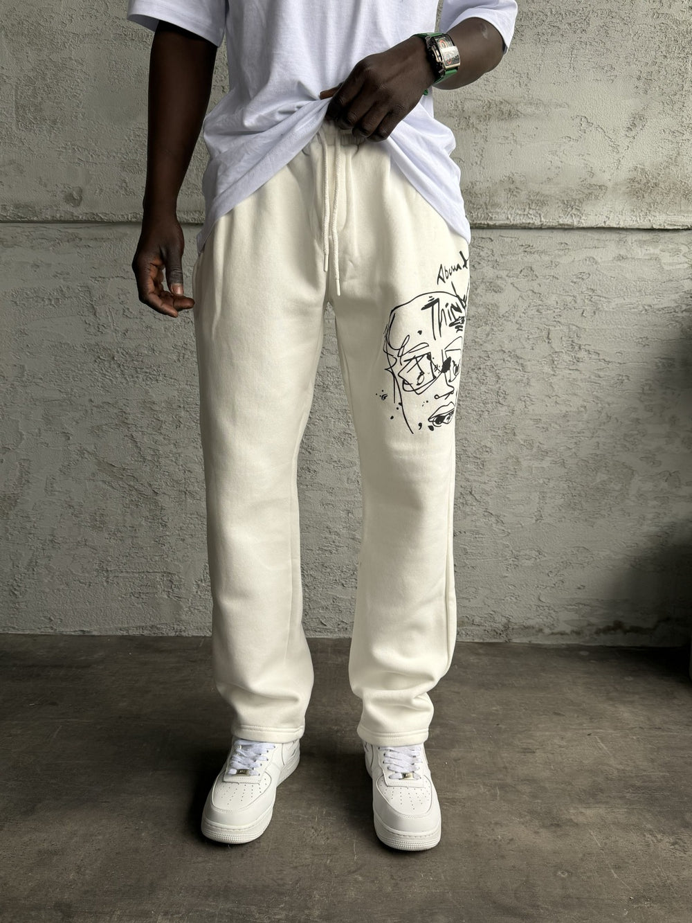 Beyaz Kurukafa Baskılı Eşofman