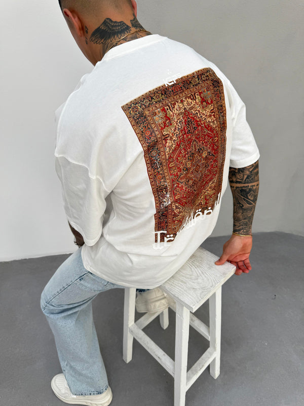Beyaz Oversize Baskılı T-Shirt
