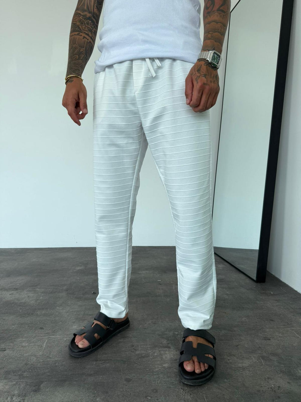 Beyaz Yatay Çizgili Baggy Eşofman