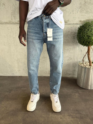 Buz Mavi Taşlamalı Boyfriend Jean