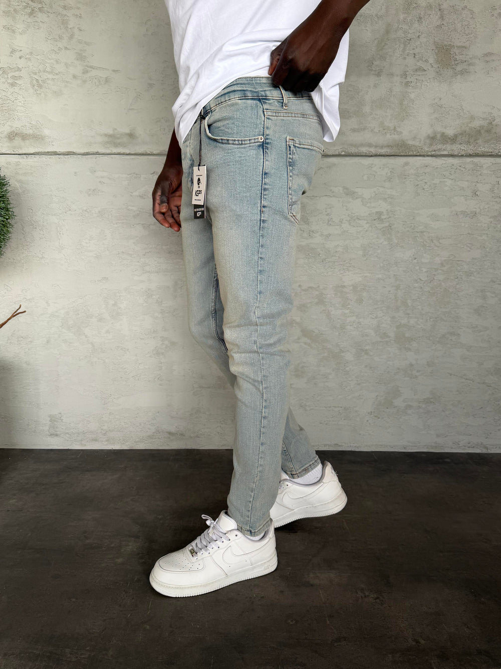 Buz Mavi Yıkamalı Slimfit Jean