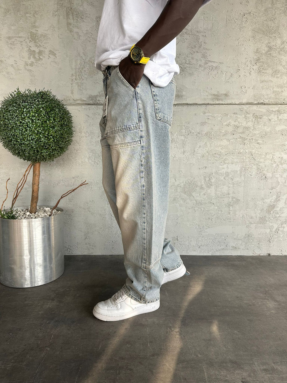 Dikiş Detaylı Buz Mavi Yıkamalı Relax Baggy Jean