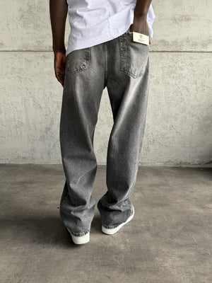 Dikiş Detaylı Gri Taşlamalı Relax Baggy Jean