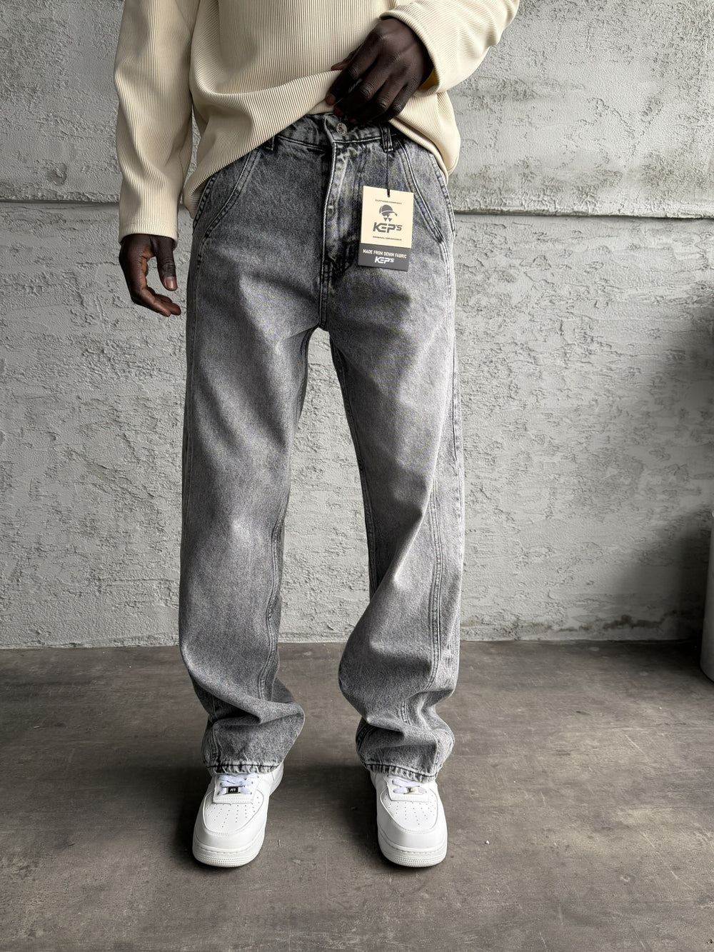 Dikiş Detaylı Gri Taşlamalı Relax Baggy Jean