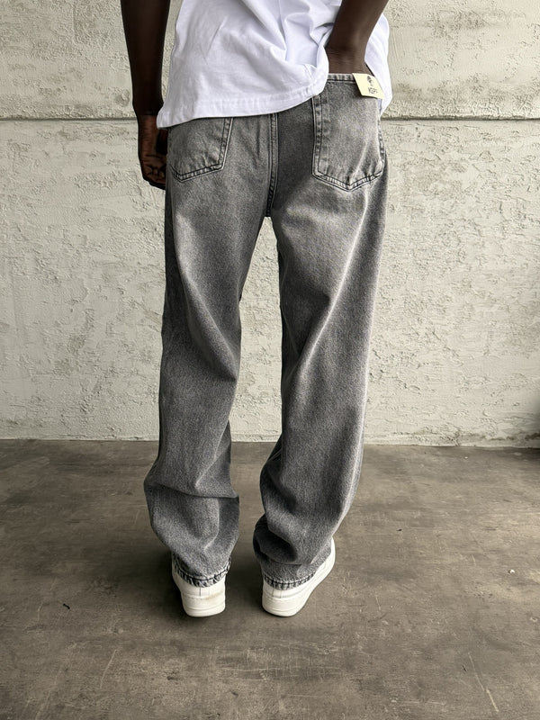 Dikiş Detaylı Gri Taşlamalı Relax Baggy Jean