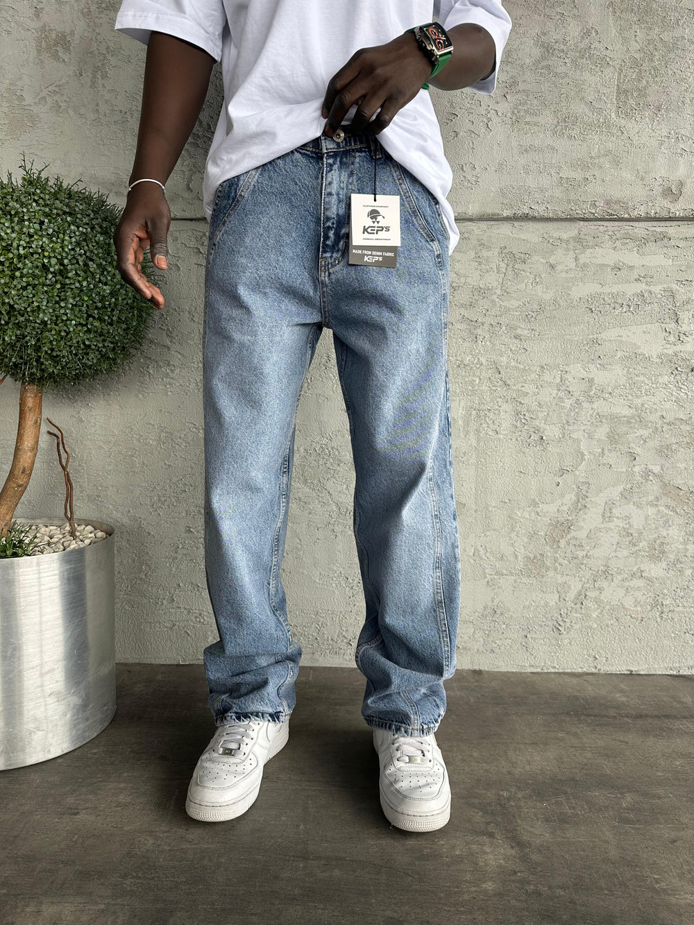 Dikiş Detaylı Mavi Taşlamalı Relax Baggy Jean