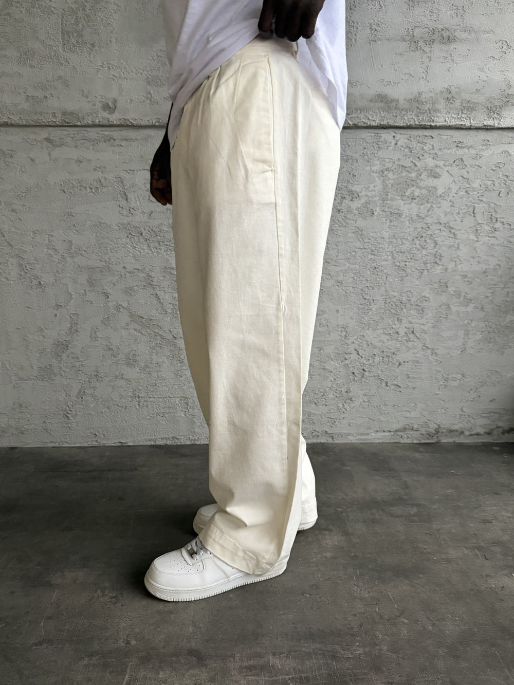 Ekru Gabardin Relax Fit Pantolon