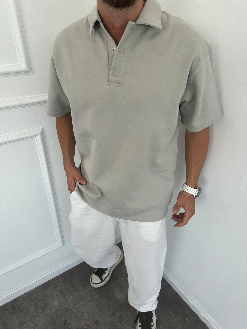 Gri Düğme Detaylı Polo Yaka T-Shirt