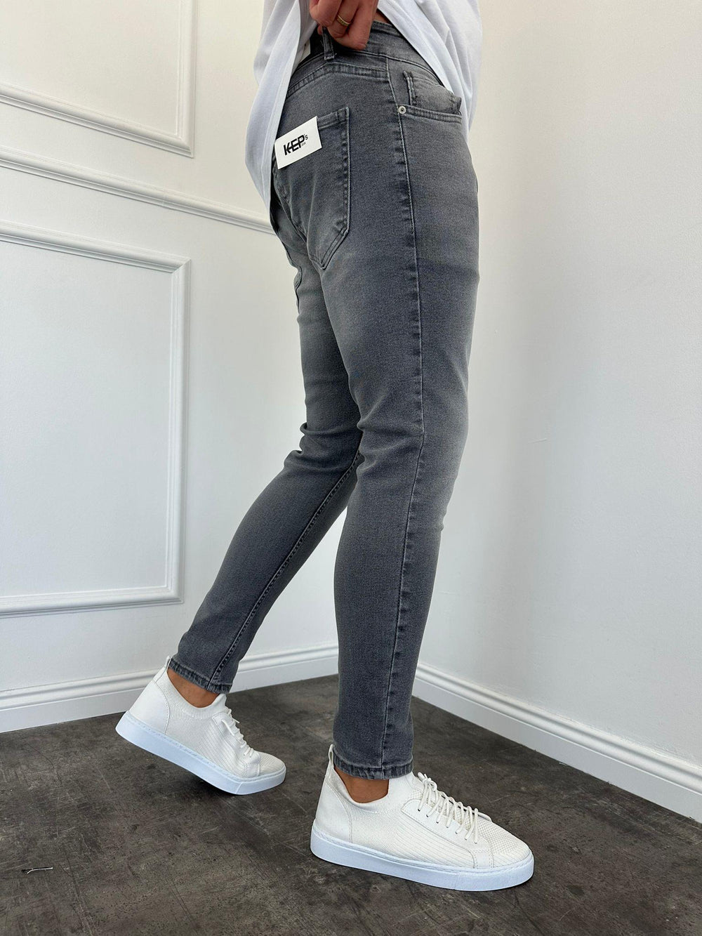 Gri Taşlamalı Slimfit Jean