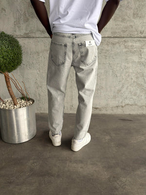 Gri Yıkamalı Boyfriend Jean