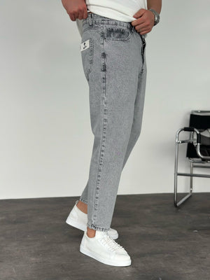 Gri Yıkamalı Boyfriend Jean