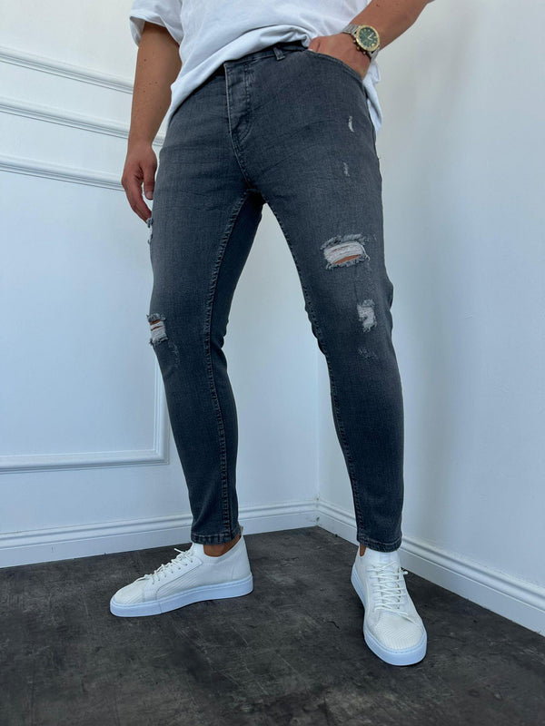Gri Yırtık Detaylı Slimfit Jean