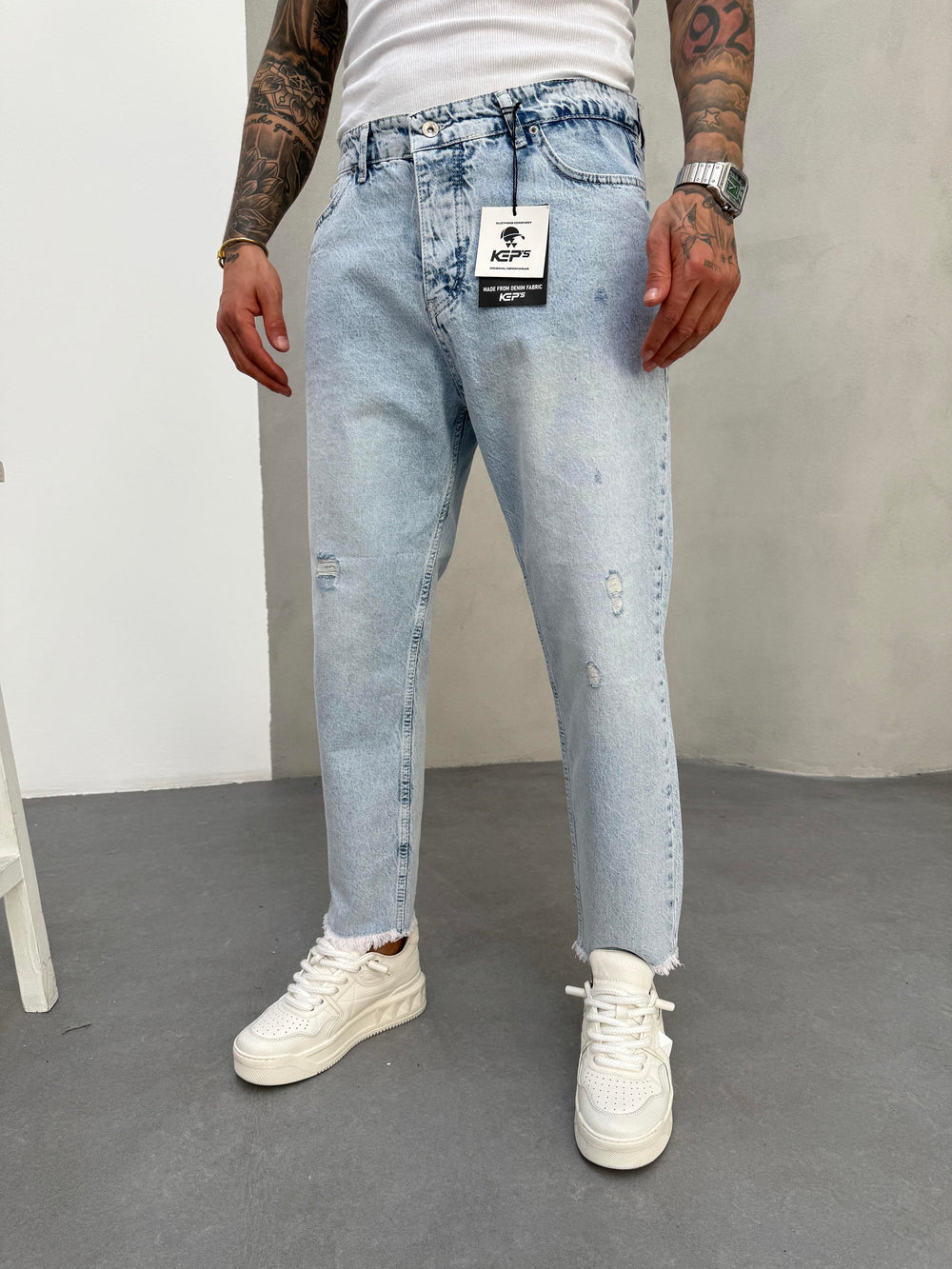 Kar Yıkama Yırtık Detaylı Paça Püskül Boyfriend Jean