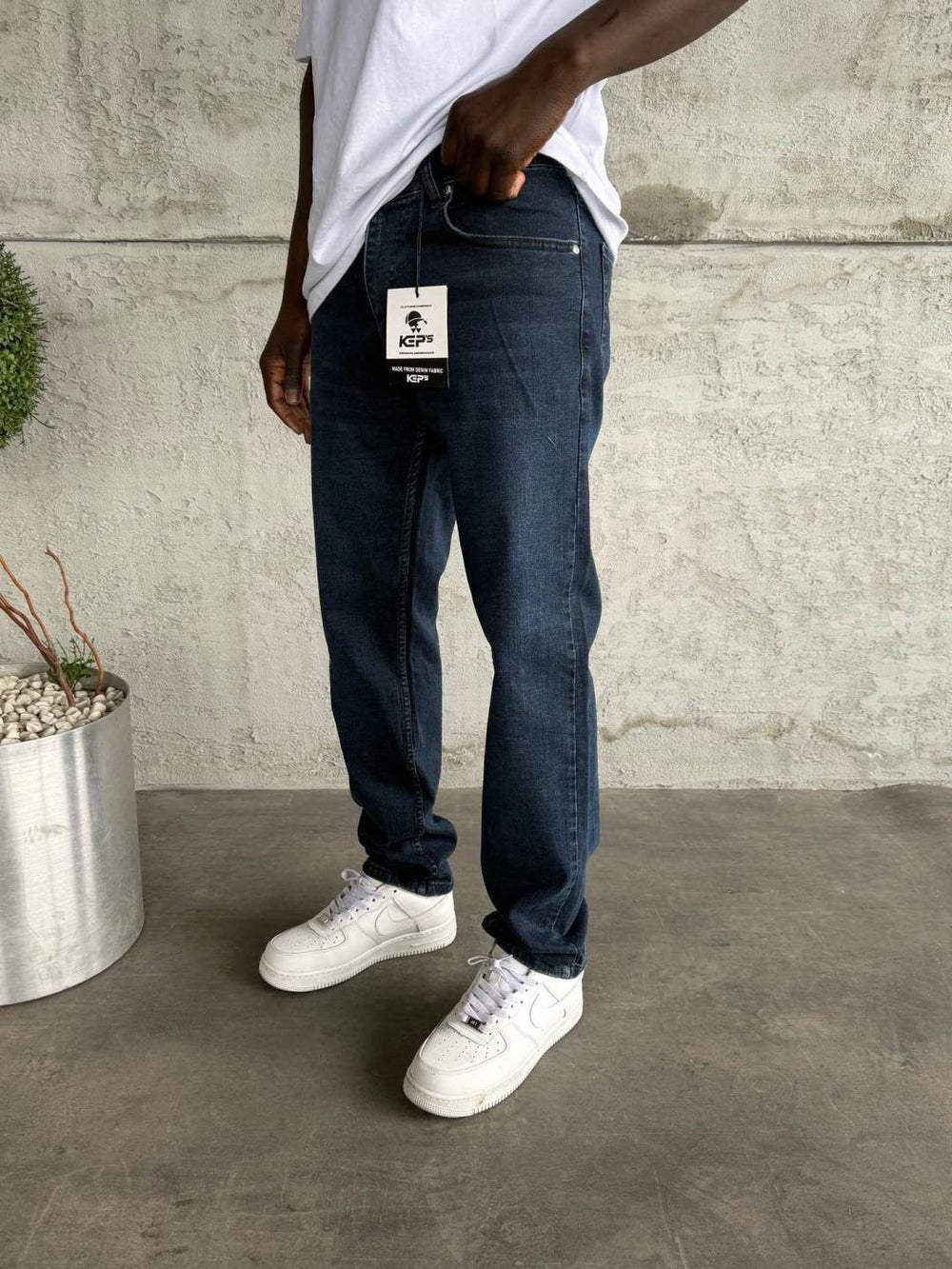 Koyu Lacivert Taşlamalı Likralı Regular Fit Jean