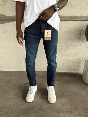 Koyu Lacivert Taşlamalı Slimfit Jean