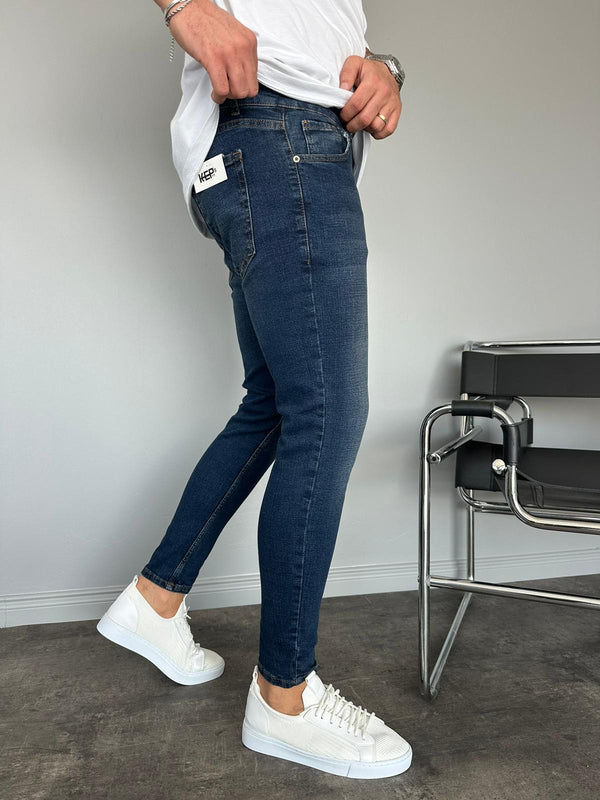 Koyu Mavi Taşlamalı Slimfit Jean