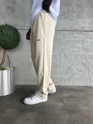 Krem Yazı Detaylı Baggy Eşofman