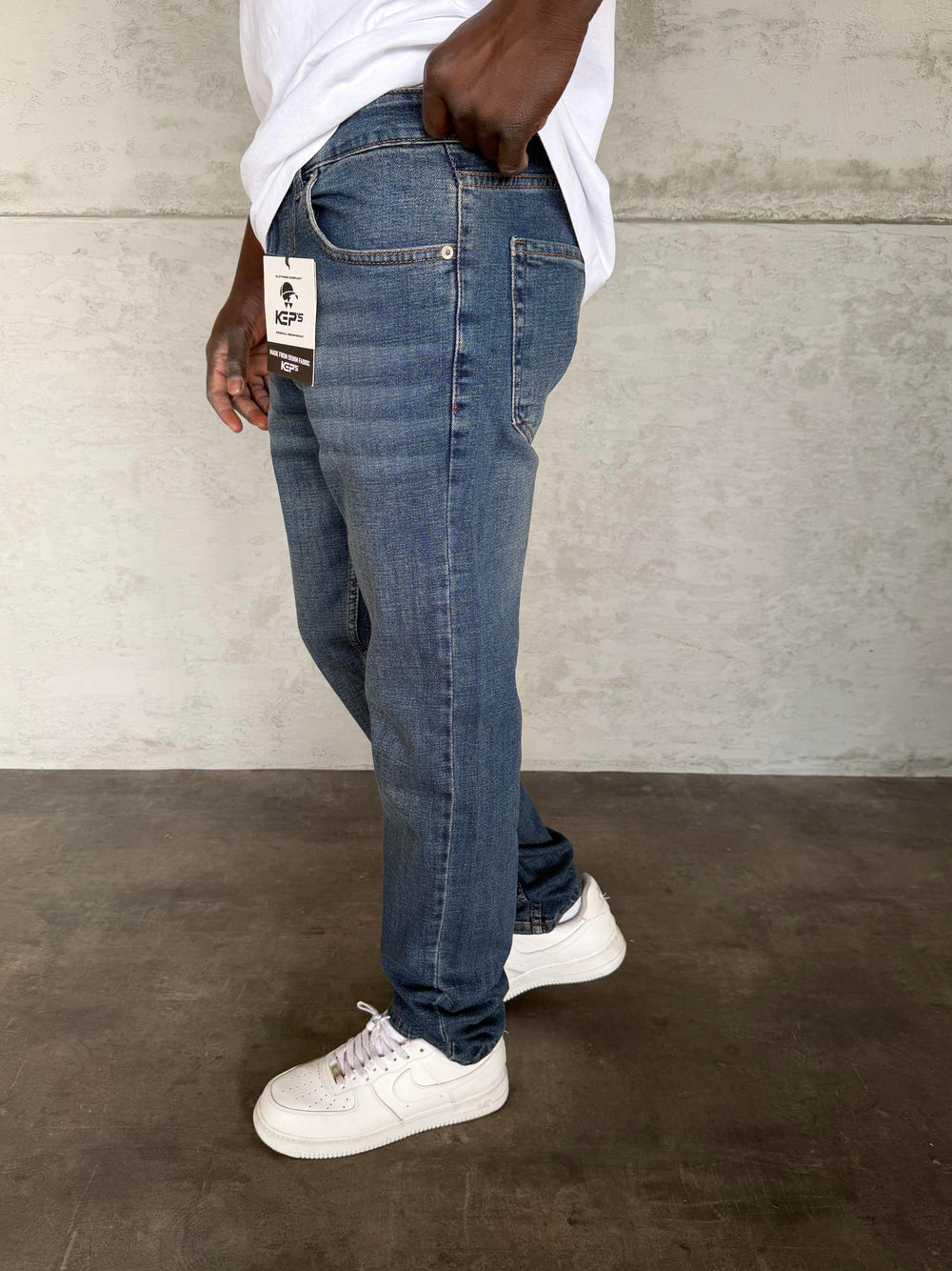 Lacivert Yıkamalı Regular Fit Jean