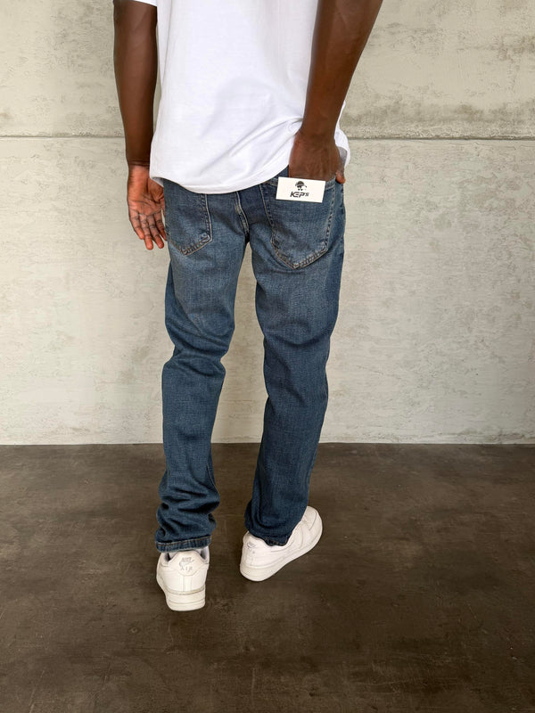 Lacivert Yıkamalı Regular Fit Jean