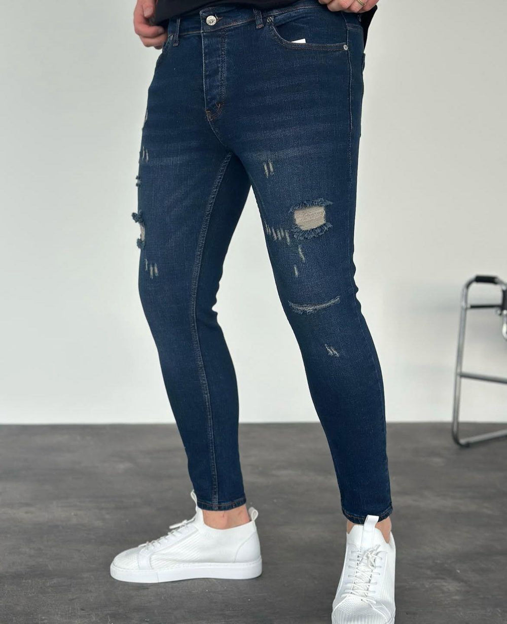 Lacivert Yırtık Detaylı Slimfit Jean