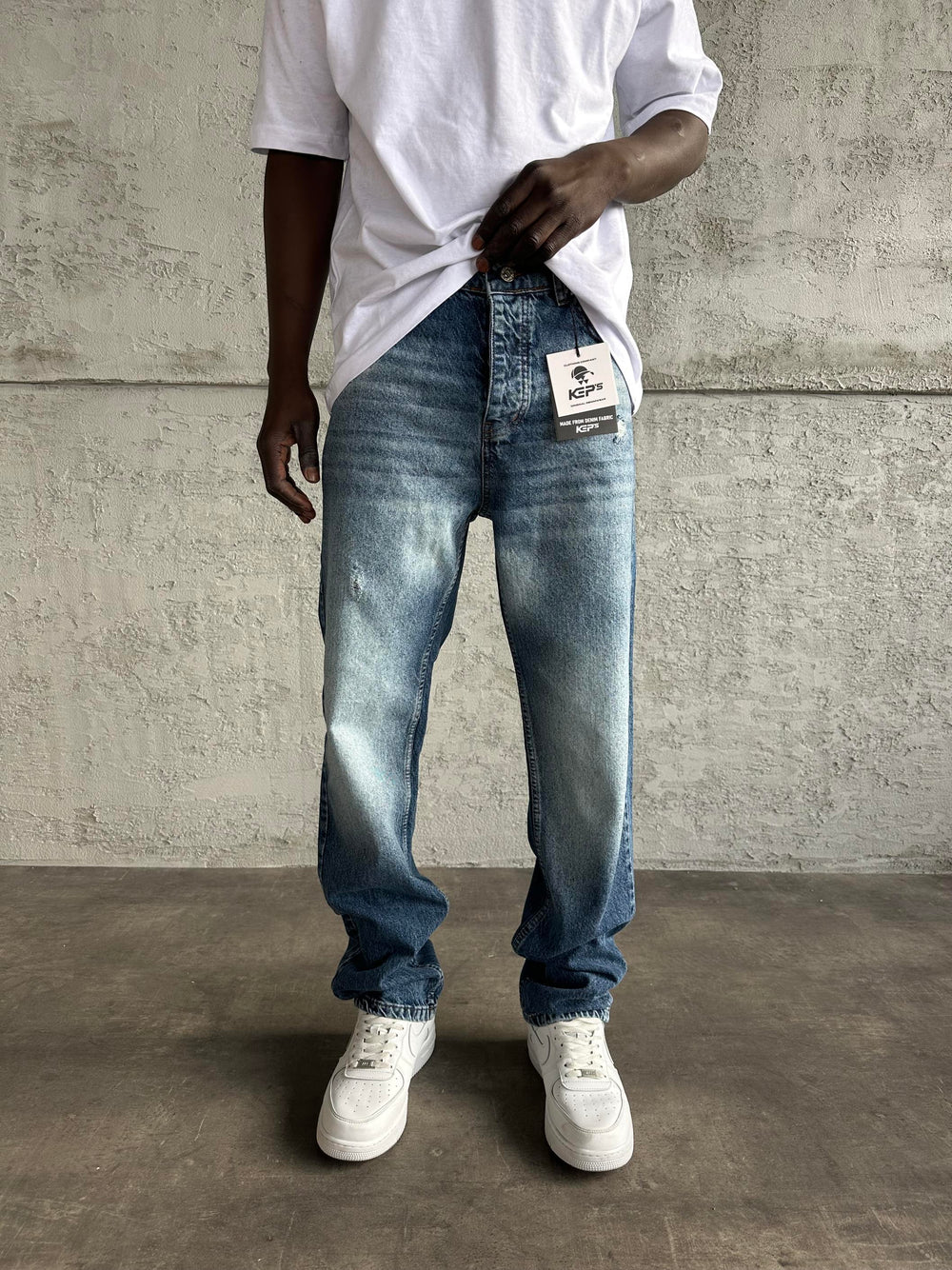 Mavi Taşlamalı Lazer Detaylı Baggy Jean