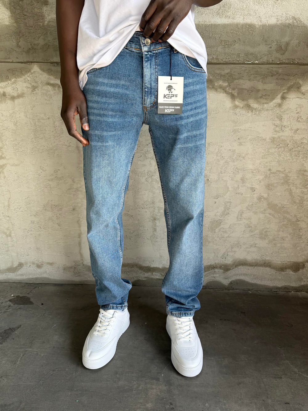 Mavi Taşlamalı Likralı Regular Fit Jean