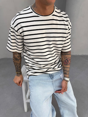 Siyah Çizgili Triko T-Shirt