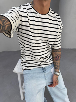 Siyah Çizgili Triko T-Shirt