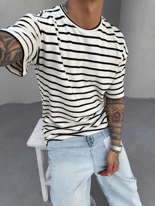 Siyah Çizgili Triko T-Shirt