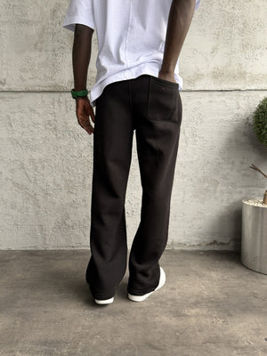 Siyah Dikiş Detaylı Baggy Eşofman