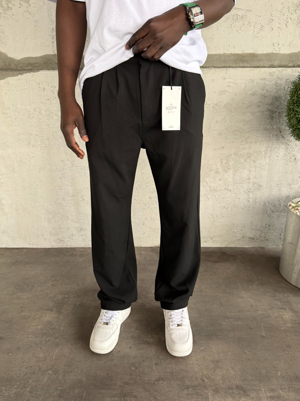 Siyah Pileli Baggy Kumaş Pantolon