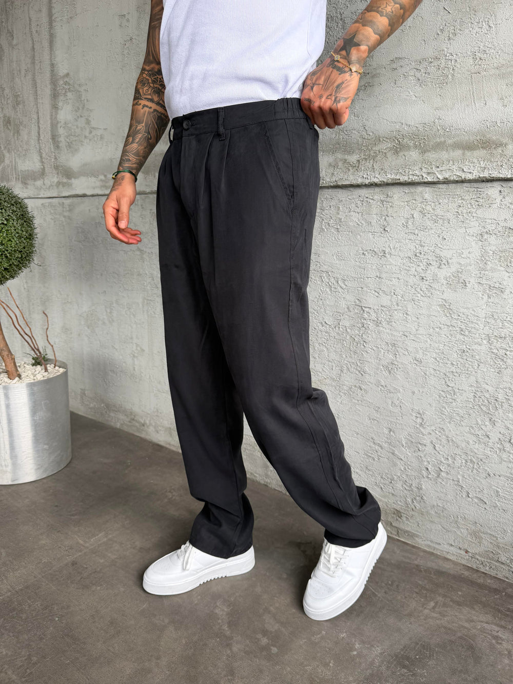 Siyah Pileli Modal Kumaş Baggy Pantolon