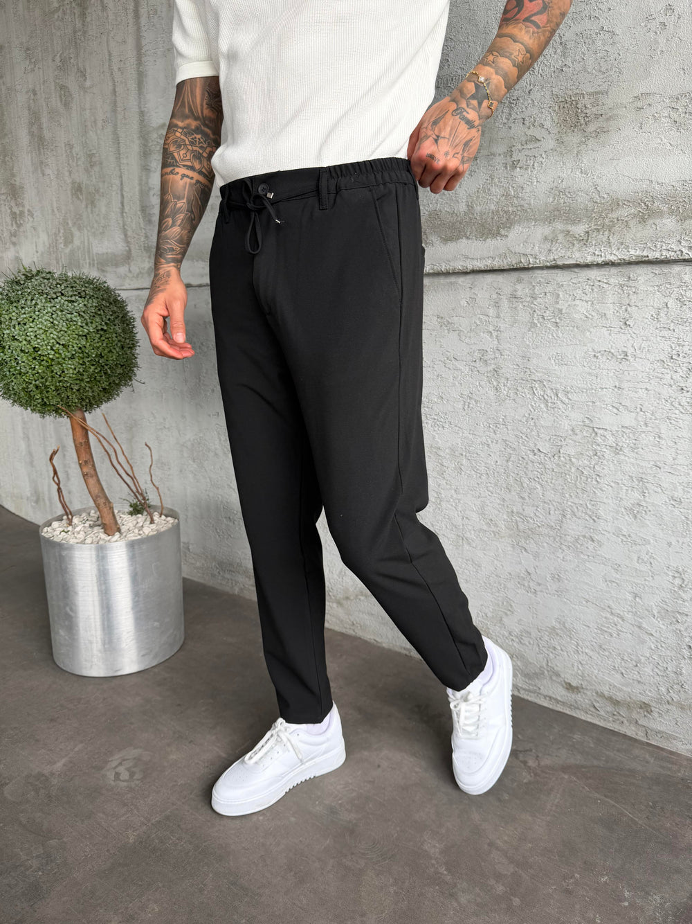 Siyah Regular Fit Kumaş Pantolon