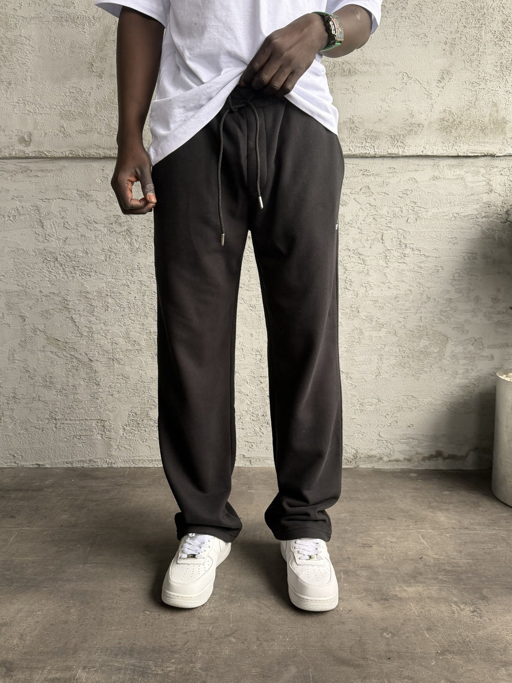 Siyah Yazı Detaylı Baggy Eşofman