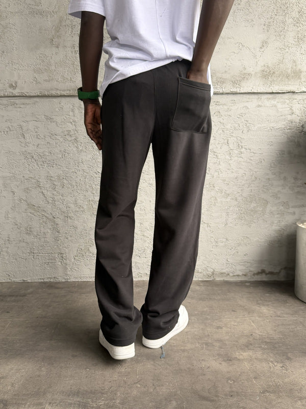 Siyah Yazı Detaylı Baggy Eşofman