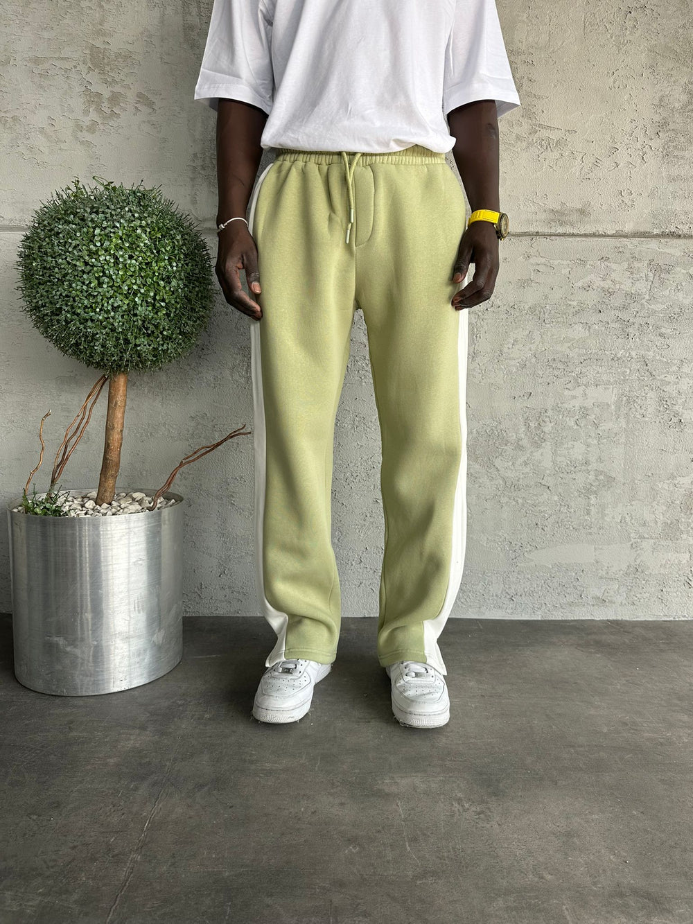 Yeşil Şerit Detaylı Kesik Paça Baggy Eşofman