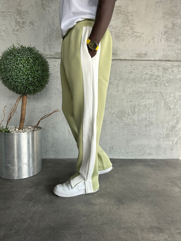 Yeşil Şerit Detaylı Kesik Paça Baggy Eşofman