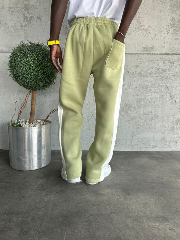 Yeşil Şerit Detaylı Kesik Paça Baggy Eşofman