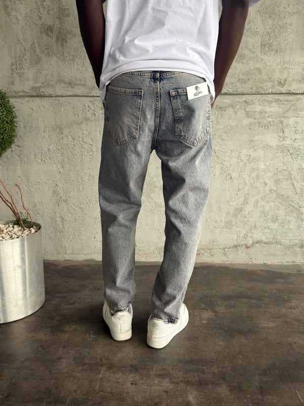 Yıkamalı Yırtık Detaylı Boyfriend Jean